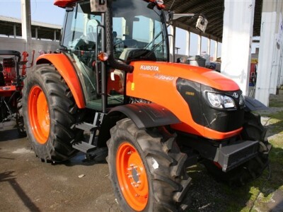 Traktor Kubota M