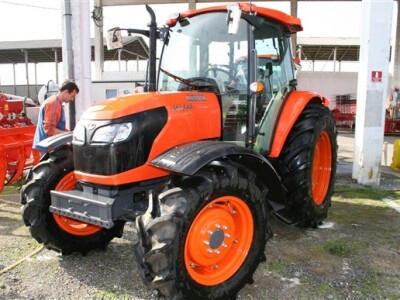 Traktor Kubota M