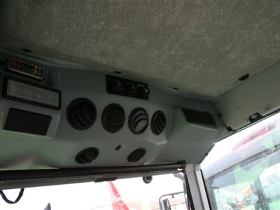 Traktor Deutz-Fahr Agrofarm