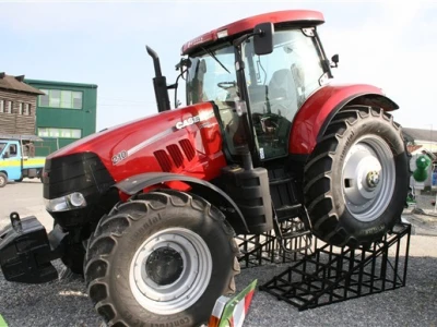 Traktor Case Puma