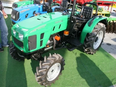 Traktor Ferrari Raptor 30/40