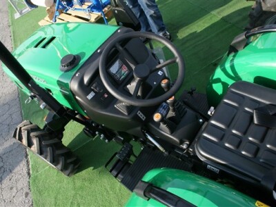 Traktor Ferrari Raptor 30/40