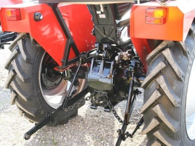 Traktor IMT 539