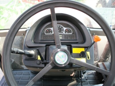 Traktor ArmaTrac 1104