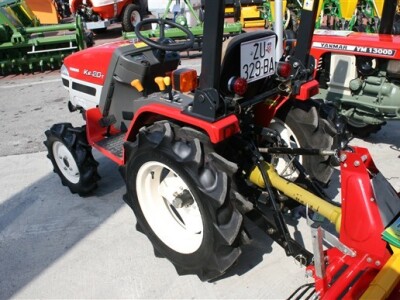 Traktor Yanmar KE20