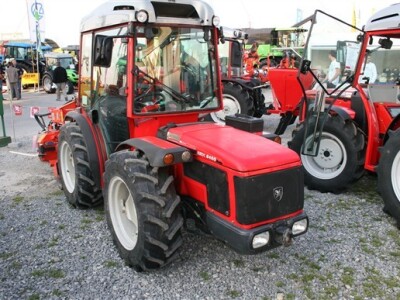 Traktor Antonio Carraro SRX