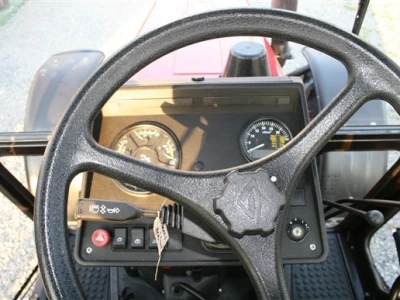 Traktor Belarus 900