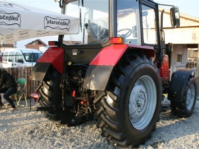 Traktor Belarus 800