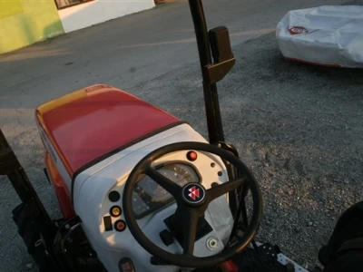 Traktor Massey Ferguson 3400