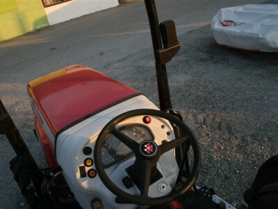 Traktor Massey Ferguson 3400