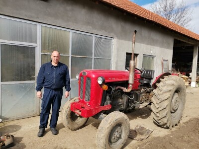 Traktori stari više od tri decenije, novi nisu pristupačni
