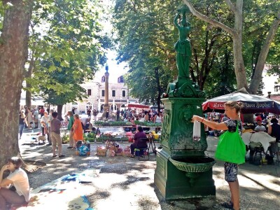 Trebinjska pijaca – Turistička atrakcija ali i mjesto gdje trguju kupci iz tri države