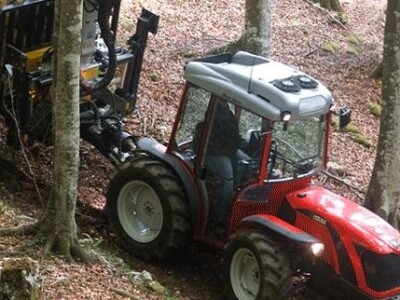 Traktor Antonio Carraro TRG