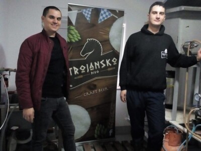Trojansko pivo  - craft pivo s identitom iz Gabela Polja Trojansko pivo  - craft pivo s identitom iz Gabela Polja