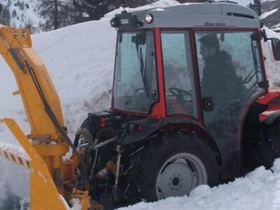 Traktor Antonio Carraro TRX