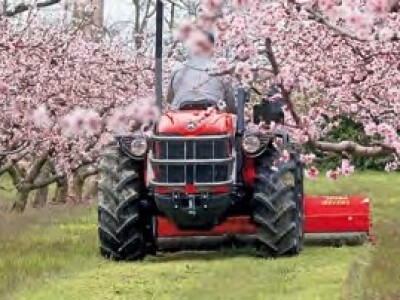 Traktor Antonio Carraro TRX