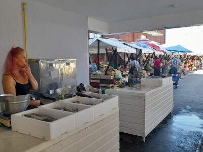 Tržnica u Biogradu na Moru Tržnica u Biogradu na Moru