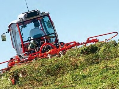 Traktor Antonio Carraro TTR 4400 HST