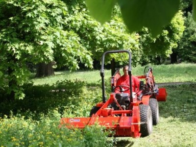 Traktor Antonio Carraro TTR 4400 HST