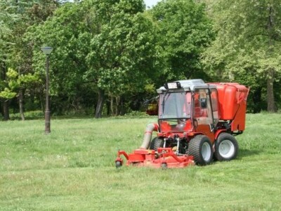 Traktor Antonio Carraro TTR 4400 HST