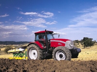 Traktor McCormick TTX