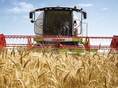 Kombajn Claas Tucano 450/320