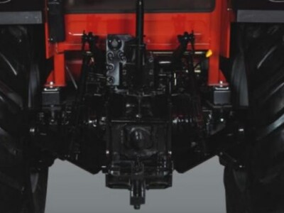 Traktor Tumosan 8000