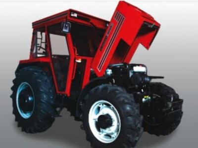 Traktor Tumosan 8000