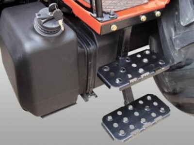 Traktor Tumosan 8000