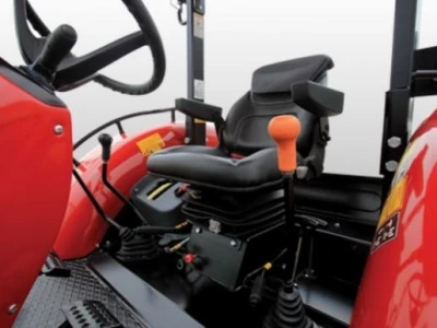 Traktor Tumosan 8100