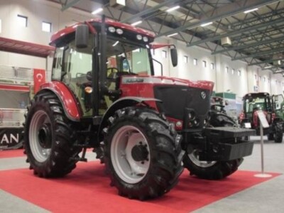 Traktor Tumosan 9100 Maxima