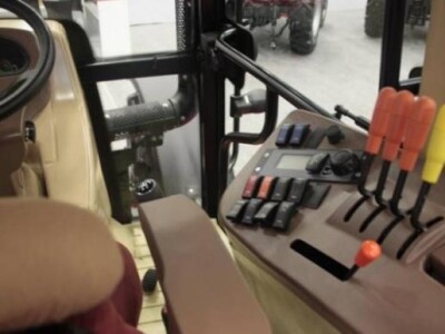 Traktor Tumosan 9100 Maxima