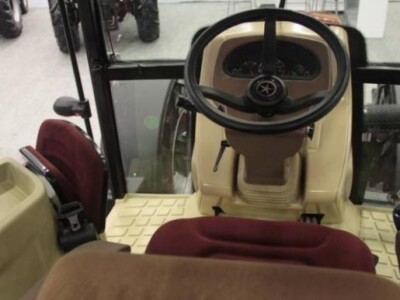 Traktor Tumosan 9100 Maxima