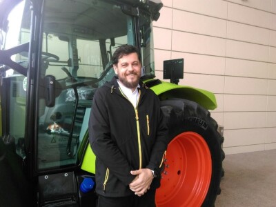 Tvrtka Jerković d.o.o. ustupila FAZOS-u najusvremeniji traktor marke Claas