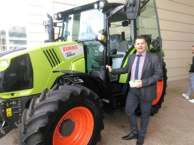 Tvrtka Jerković d.o.o. ustupila FAZOS-u najusvremeniji traktor marke Claas