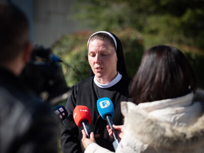 U Bijelom polju časne sestre franjevke posadile 33 bijele masline!