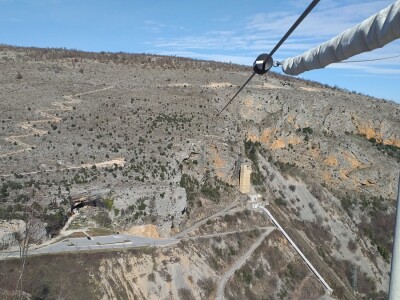 U krajoliku Bogom danom za koze i raštiku svi jedu k'o u matere