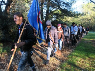 "U ovoj šumi sam odrastao, prije dvije godine gasio požar, a danas naš sin u njoj sadi svoj prvi hrast