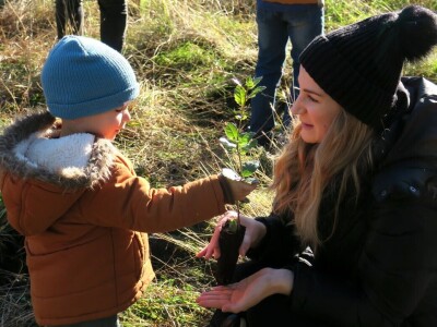 "U ovoj šumi sam odrastao, prije dvije godine gasio požar, a danas naš sin u njoj sadi svoj prvi hrast