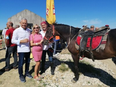 U PETAK NA NADINSKOM BLATU - Prvi put obilježen početak berbe grožđa u Zadarskoj županiji