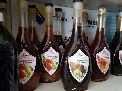 U prirodi je lijek za sve: Kako Gerzići pčelama i biljem liječe razne boljke