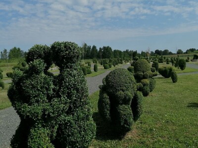 U Sračincu jeotvoren topiary  park