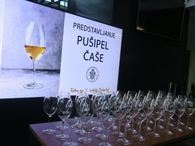 U „svjetskom centru pušipela“ u Štrigovi U „svjetskom centru pušipela“ u Štrigovi predstavljena pušipel čaša                                                              Predstavljena pušipel čaša