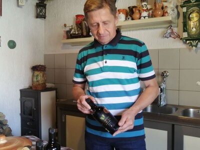 U vrtu Damira Crlenog, predsjednika Hrvatskog kuharskog saveza