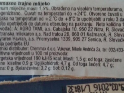 Ovdje ne piše UHT, već sitno i prevedeno Ovdje ne piše UHT, već sitno i prevedeno