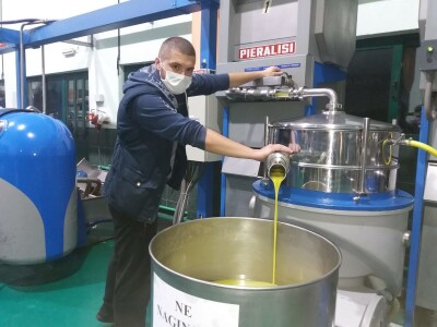 Uljara Bilaja Uljara Bilaja