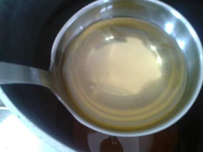 Suncokretovo ulje- pored proizvodnje biodizela može se upotrebiti za pripremu hrane