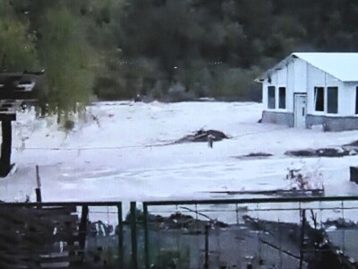 Uništena riblja farmu u poplavljenom području Jablanice Uništena riblja farmu u poplavljenom području Jablanice