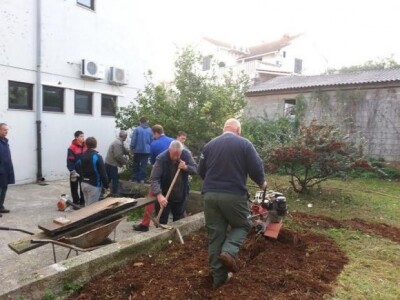 Uređenje okoliša na otoku Braču Uređenje okoliša na otoku Braču