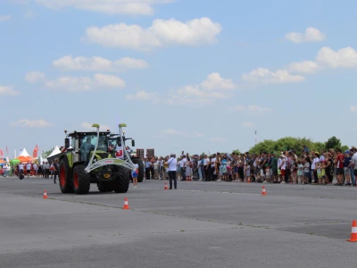 Utrka traktora na 9. FarmShow-u